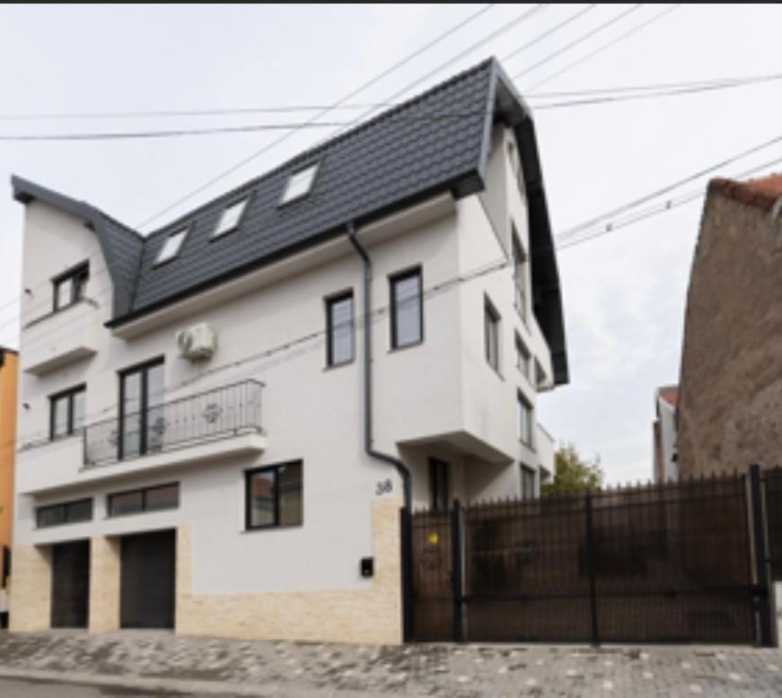 All Stars Aparments Satu Mare Exterior photo